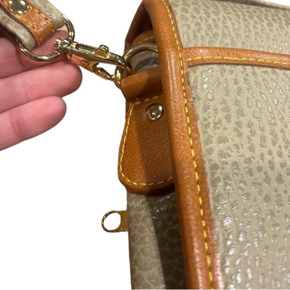 Vintage Style Surry Two Tone Faux Leather Flap Shoulder Cross Body Bag - Picture 5 of 8